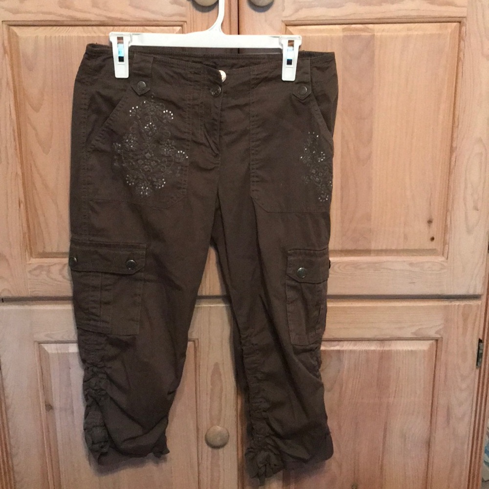 INC brown cropped cargo with fun detail